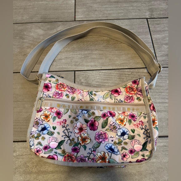 Lesportsac Hobo Crossbody Shoulder Bag Garden Classic With Cosmetic Bag - Picture 2 of 9